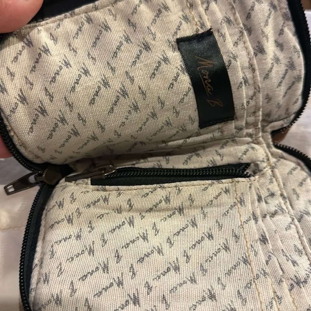 Mona B wristlet New no tag - Picture 2 of 5